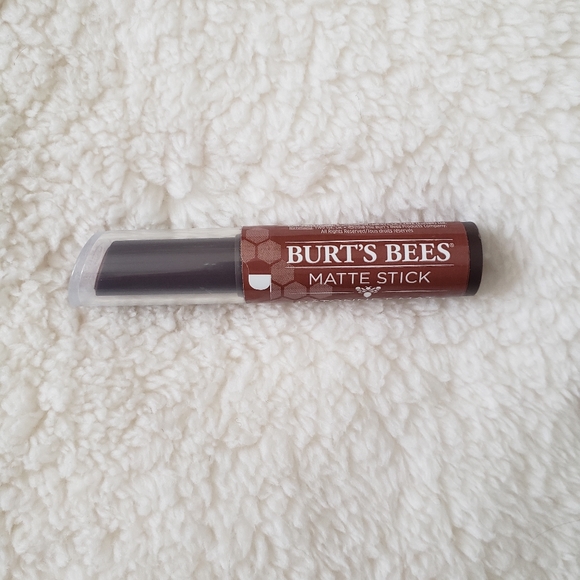 burts bees Other - Sold NWT Sealed Burt's Bees Liquid Honey lipstick